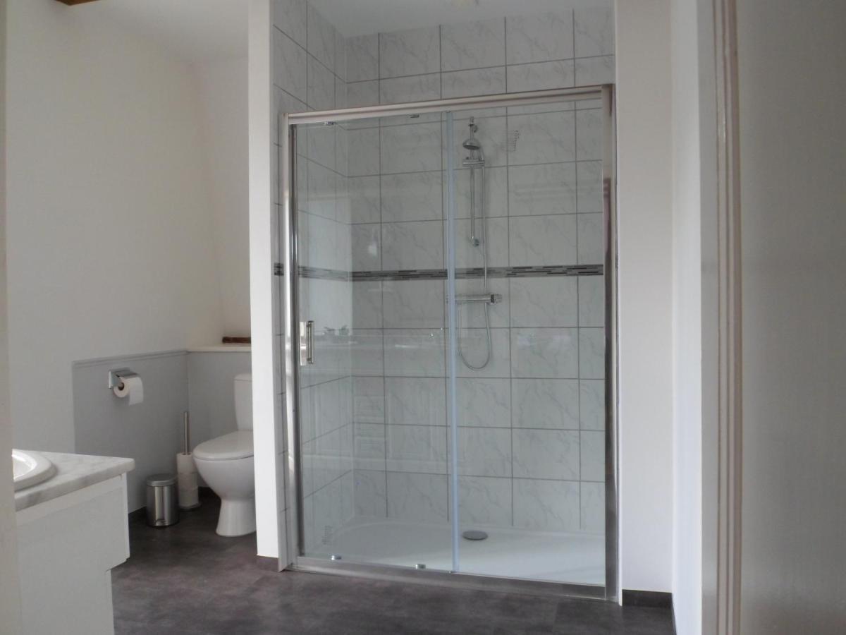 Bed and Breakfast Le Pont Du Roy Besse-et-Saint-Anastaise Esterno foto