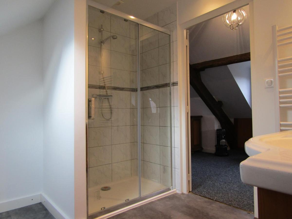 Bed and Breakfast Le Pont Du Roy Besse-et-Saint-Anastaise Esterno foto