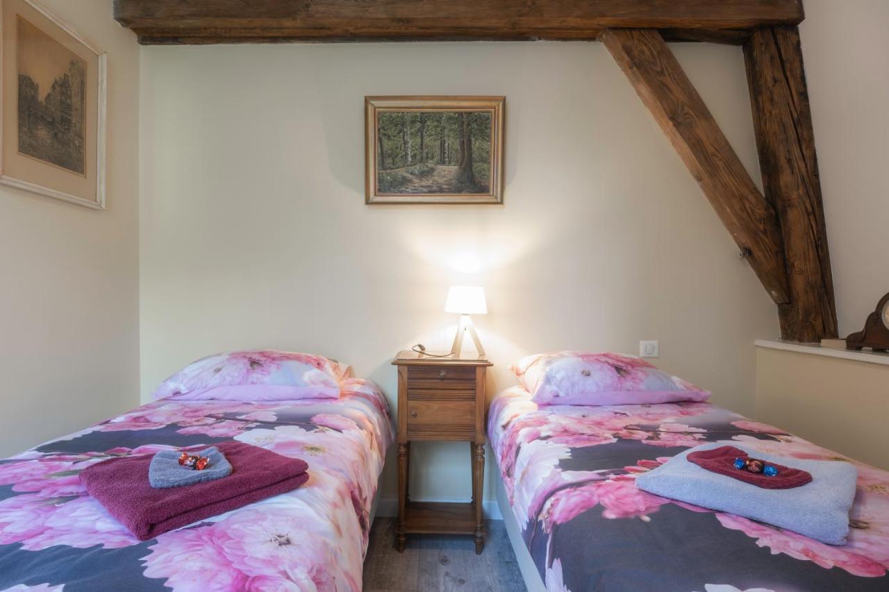 Bed and Breakfast Le Pont Du Roy Besse-et-Saint-Anastaise Esterno foto