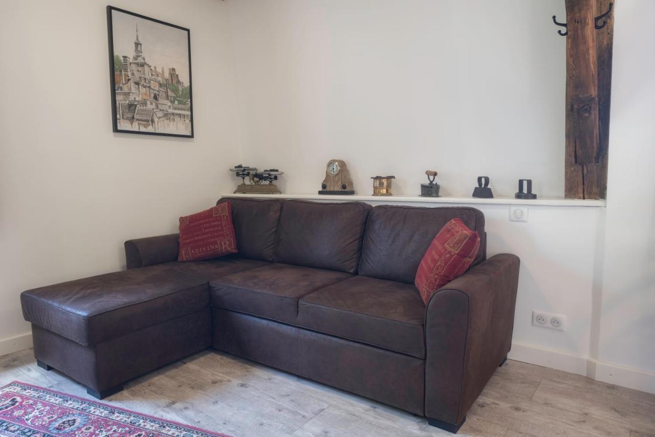 Bed and Breakfast Le Pont Du Roy Besse-et-Saint-Anastaise Esterno foto