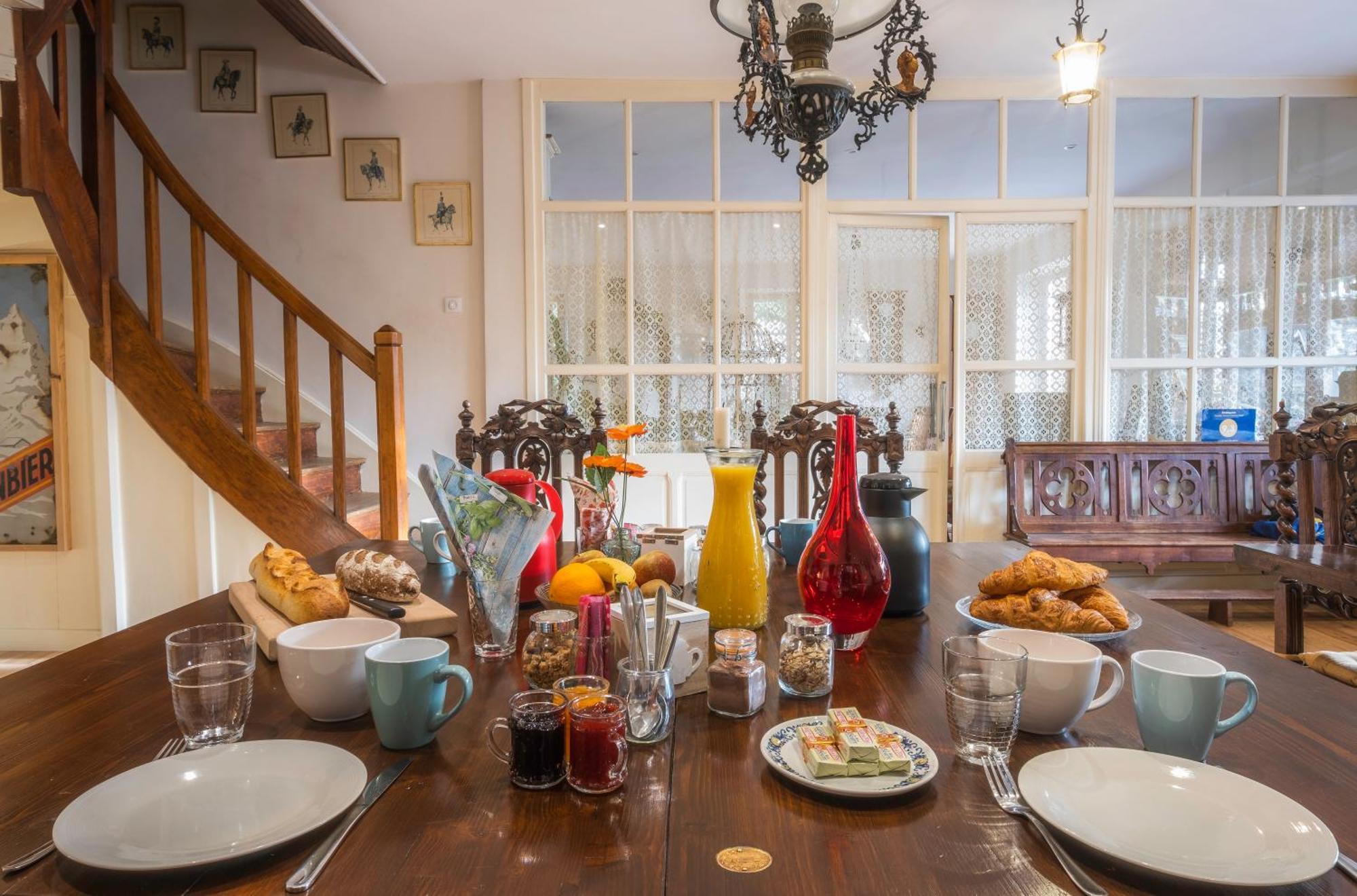 Bed and Breakfast Le Pont Du Roy Besse-et-Saint-Anastaise Esterno foto